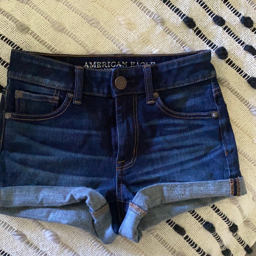 AE hi rise shortie, like new, size 00